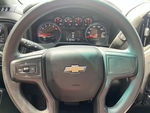 Used 2021 Chevrolet Silverado 1500 Custom AWD/4WD image 17