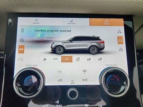 Used 2022 Land Rover Range Rover Velar R-Dynamic S image 48
