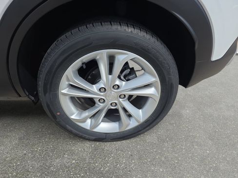 Used 2023 Buick Encore GX Preferred w/ Cold Weather Comfort Package FWD image 27