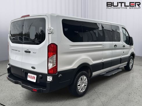 Used 2019 Ford Transit 350 XLT image 5