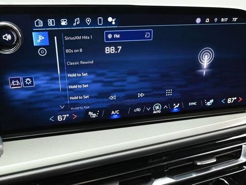Used 2024 Chevrolet Traverse LT AWD/4WD image 36