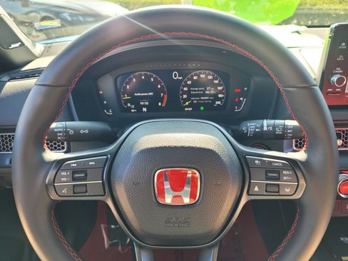 Used 2023 Honda Civic Type R image 25