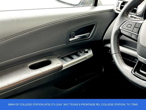 Used 2021 Toyota Sienna XSE FWD image 27