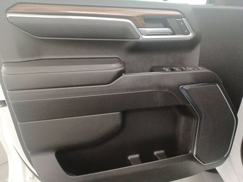 Used 2023 Chevrolet Silverado 1500 LT RWD image 15