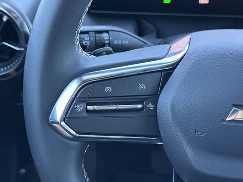 New 2026 Chevrolet Equinox EV LT image 21