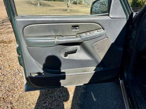 Used 2001 Chevrolet Silverado 1500 LS image 7