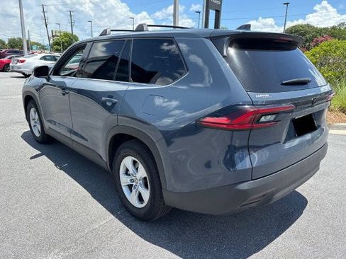Used 2025 Toyota Grand Highlander FWD image 5