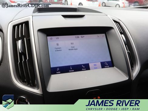 Used 2020 Ford Edge SEL w/ Cold Weather Package FWD image 32