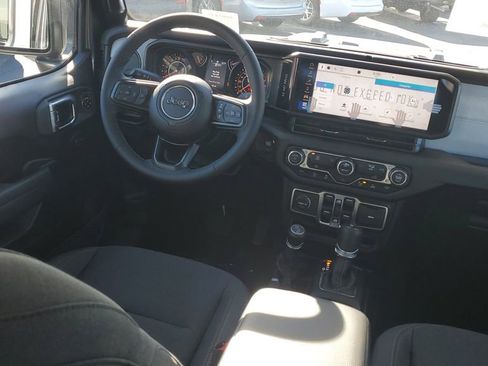 New 2026 Jeep Gladiator Sport image 11