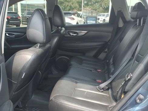 Used 2016 Nissan Rogue SL AWD/4WD image 14