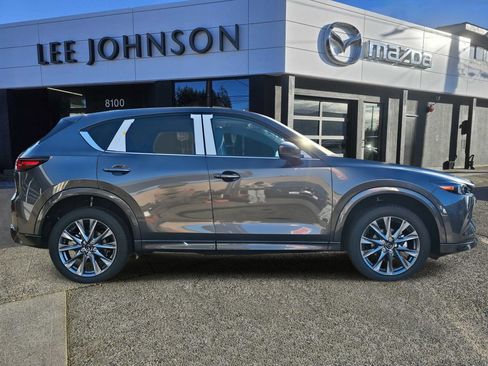 New 2025 MAZDA CX-5 AWD 2.5 S w/ Premium Plus Pkg image 6