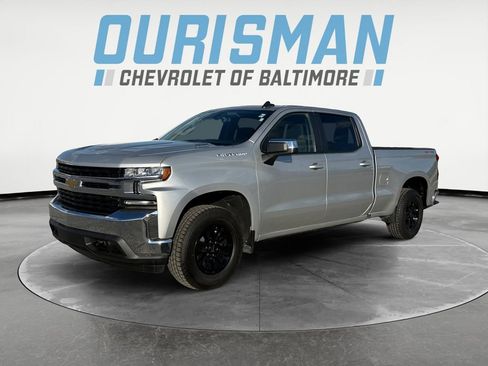 Used 2021 Chevrolet Silverado 1500 LT image 2