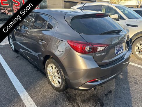 Used 2018 MAZDA MAZDA3 Sport image 6