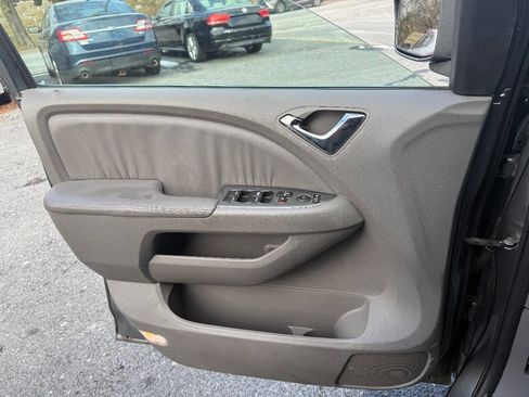Used 2010 Honda Odyssey EX-L image 18
