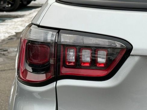 New 2026 Jeep Compass Latitude w/ Sun and Sound Group image 13