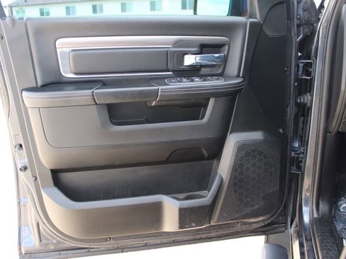 Used 2021 RAM 1500 Classic Warlock AWD/4WD image 40