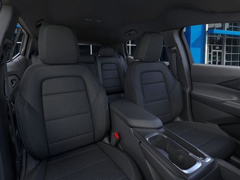 New 2026 Chevrolet Equinox EV LT image 16