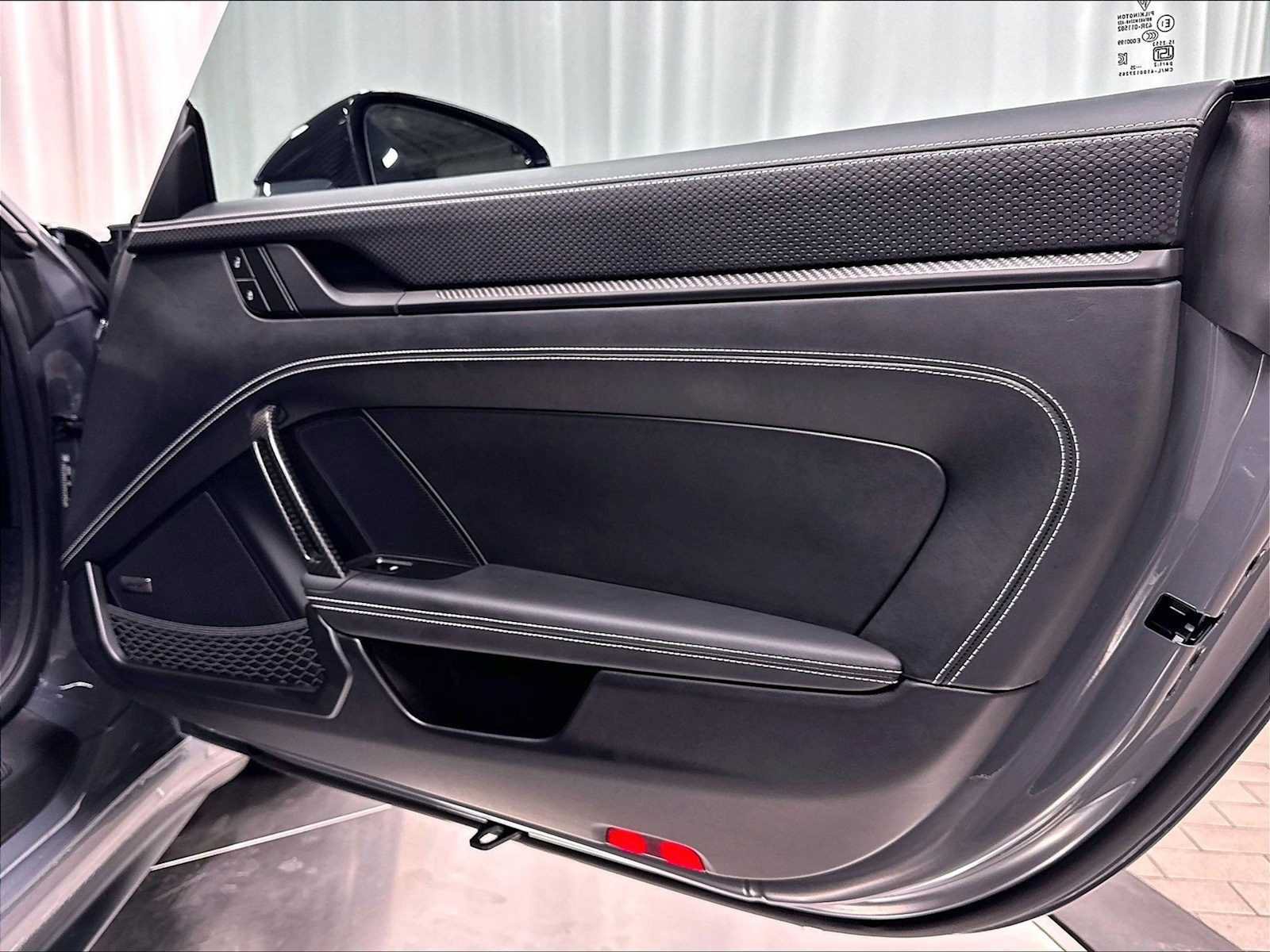 Used 2026 Porsche 911 GT3 RWD image 29