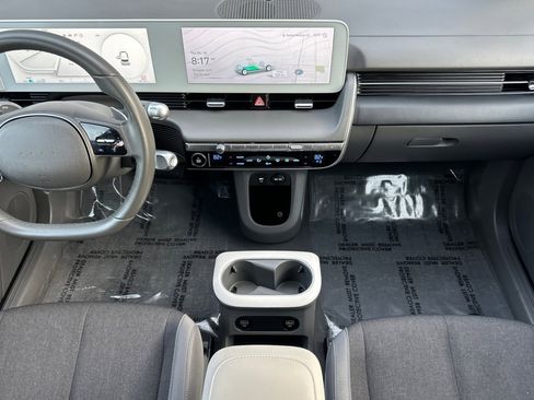 Used 2024 Hyundai Ioniq 5 SE image 13