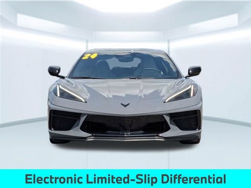 Used 2024 Chevrolet Corvette Stingray Coupe w/ Z51 Performance Package RWD image 11