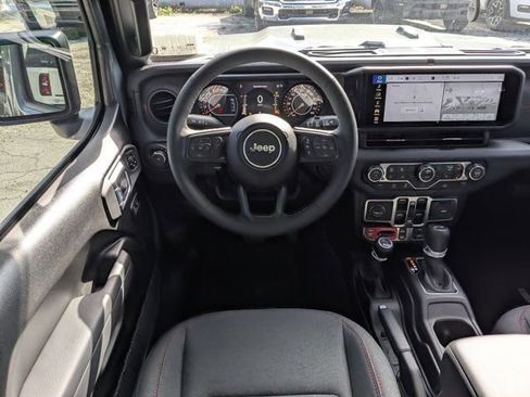 New 2026 Jeep Wrangler Unlimited Rubicon AWD/4WD image 17