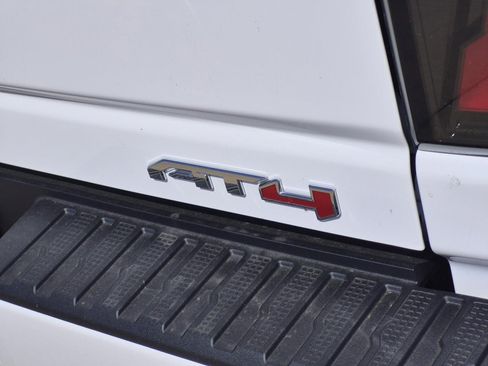 New 2026 GMC Sierra 2500 AT4 w/ AT4 Premium Plus Package AWD/4WD image 6