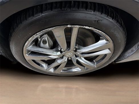 Used 2017 INFINITI Q50 Sport image 30