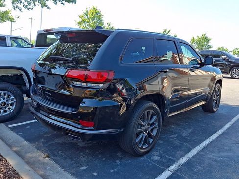 Used 2019 Jeep Grand Cherokee High Altitude RWD image 3