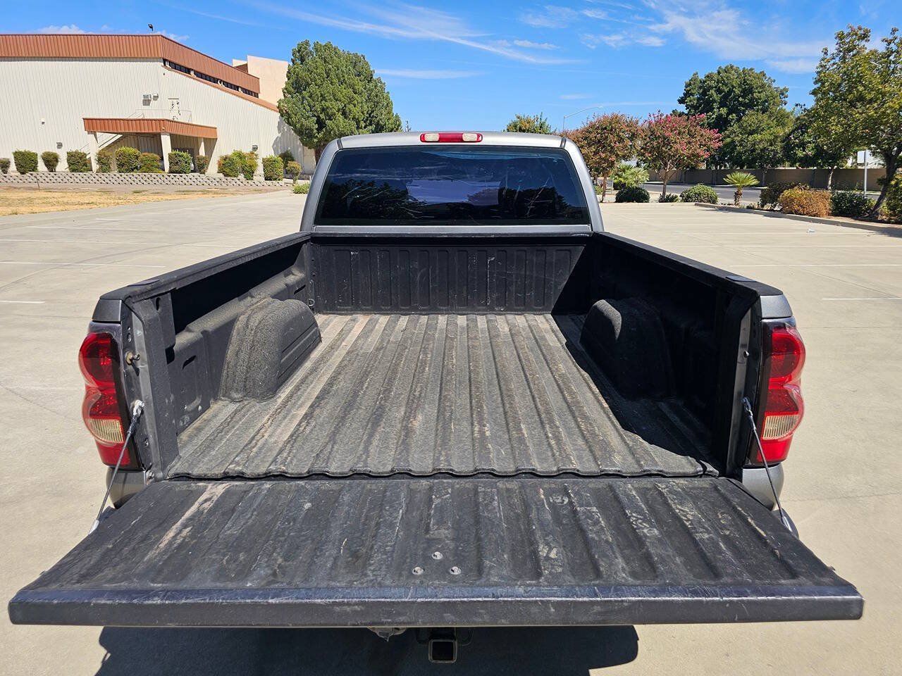 Used 2006 Chevrolet Silverado 1500 W/T RWD image 7