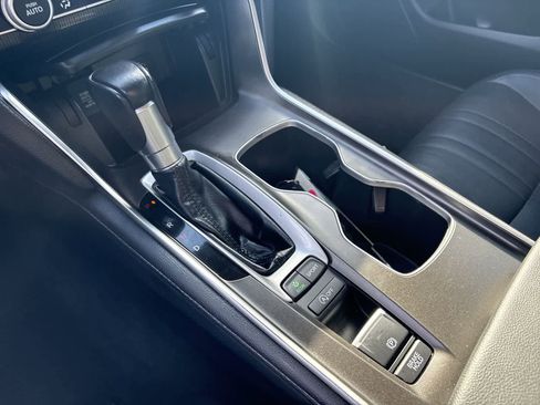 Used 2021 Honda Accord Sport Special Edition image 16