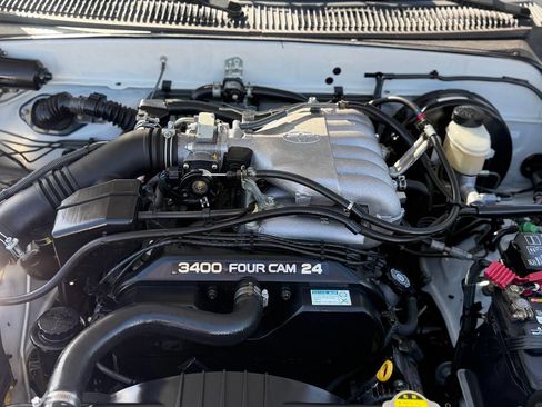 Used 2003 Toyota Tacoma 4x4 Xtracab V6 image 4
