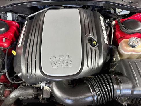 Used 2017 Dodge Charger R/T w/ Plus Group RWD image 36