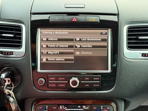 Used 2012 Volkswagen Touareg VR6 image 60