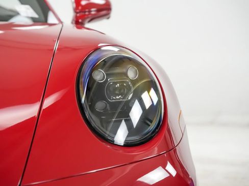 Used 2022 Porsche 911 Carrera GTS RWD image 8