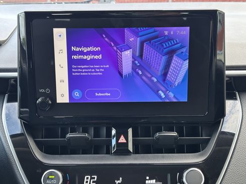 Used 2023 Toyota Corolla LE FWD image 18