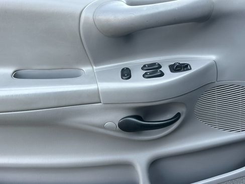 Used 1997 Ford F150 2WD Regular Cab image 10