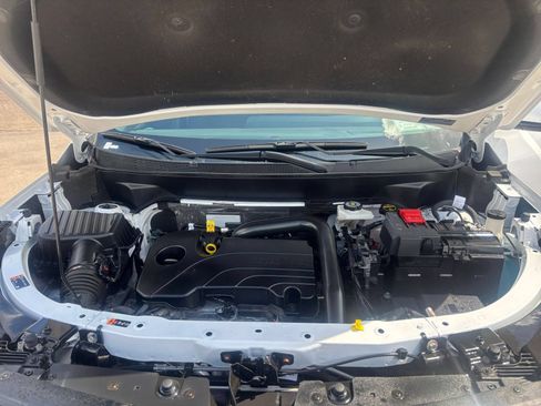 Used 2025 Chevrolet Equinox LT FWD image 31