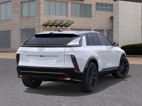 New 2026 Cadillac Lyriq Sport image 4