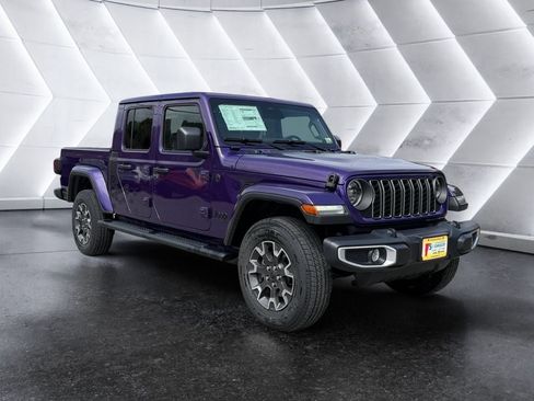 New 2026 Jeep Gladiator Sport AWD/4WD image 8