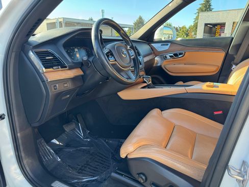 Used 2018 Volvo XC90 T6 Inscription w/ Convenience Package AWD/4WD image 12