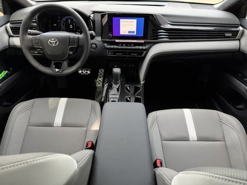 New 2026 Toyota Camry SE image 11