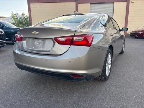 Used 2024 Chevrolet Malibu LT FWD image 3