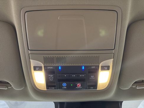 Used 2017 Acura MDX SH-AWD w/ Advance Package image 20