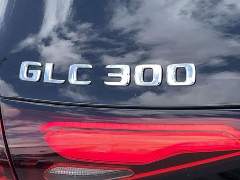 New 2026 Mercedes-Benz GLC 300 4MATIC image 14