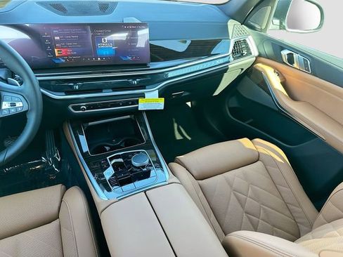 Used 2026 BMW X5 sDrive40i image 18