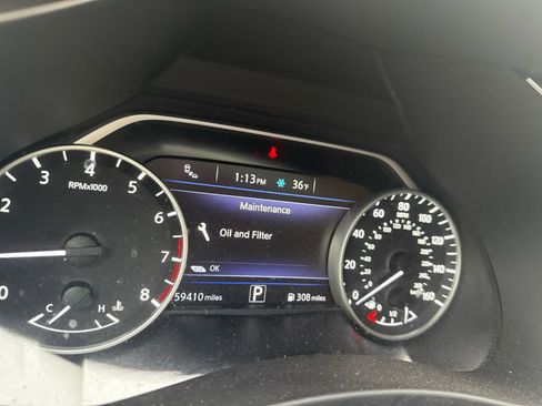 Used 2018 Nissan Murano SL w/ Moonroof Package image 8