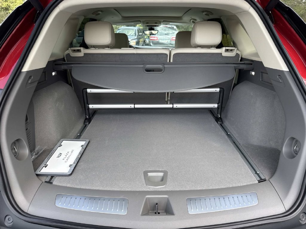 New 2026 Cadillac XT5 Premium Luxury FWD image 11