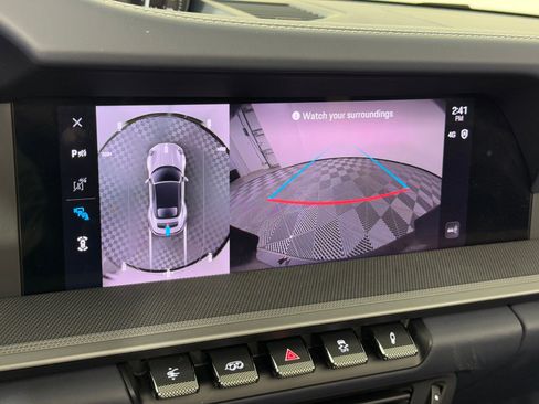 Used 2025 Porsche 911 Carrera image 27