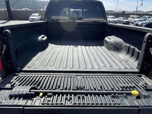 Used 2015 Ford F350 Platinum image 10