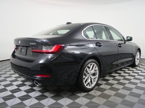 Used 2025 BMW 330i xDrive Sedan image 3